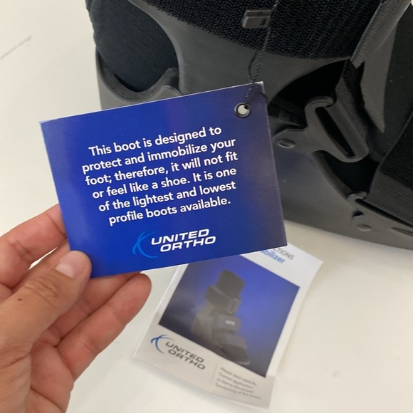 United Ortho Short Air Cam Walker Fracture Boot Fits Left or Right XL NWT - Picture 3 of 10